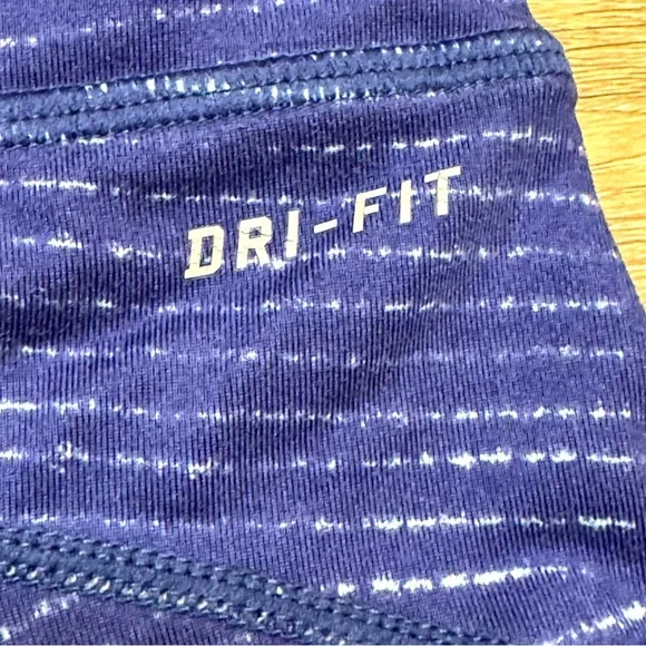 Nike Dri-Fit Blue Leggings Cropped Size Small Workout Acrivewear - Picture 9 of 17
